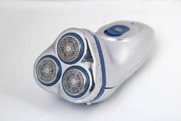 electric razor for shaving